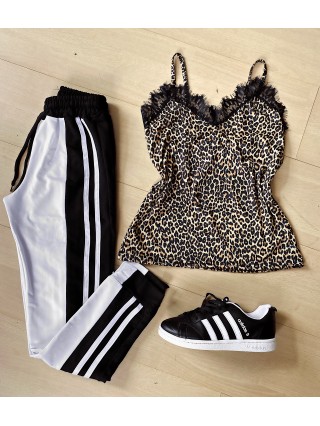 Compleu dama pantaloni albi casual si maieu animal print material premium cu dantela