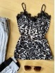 Compleu dama pantaloni gri cu negru casual cu dungi si maieu animal print material premium cu dantela Compleu dama pantaloni gri cu negru casual cu dungi si maieu animal print material premium cu dantela