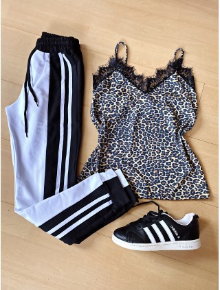 Compleu dama pantaloni albi cu negru casual cu dungi si maieu animal print material premium cu dantela