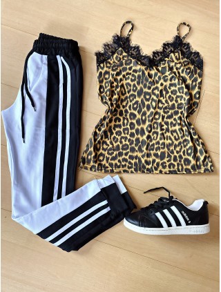 Compleu dama pantaloni albi casual cu dungi si maieu animal print material premium cu dantela