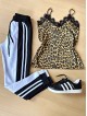 Compleu dama pantaloni albi casual cu dungi si maieu animal print material premium cu dantela Compleu dama pantaloni albi casual cu dungi si maieu animal print material premium cu dantela