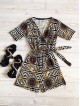 Salopeta dama casual scurta neagra cu imprimeu zig-zag