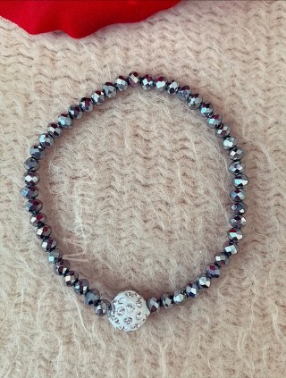 Bratara dama elastica cu margele argintii si biluta alba