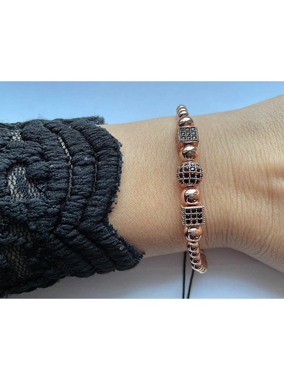 Bratara dama model deosebit cu margele roze si forme cu pietricele negre