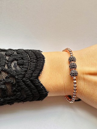 Bratara dama roze model deosebit cu 3 margele roze si pietricele negre