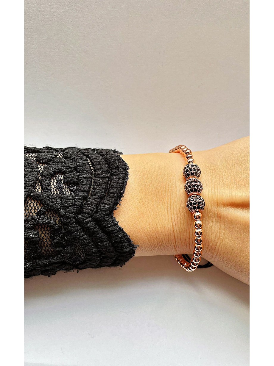 Bratara dama roze model deosebit cu 3 margele roze si pietricele negre