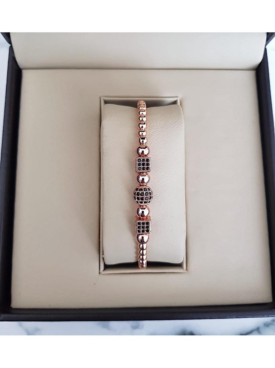 Bratara dama model deosebit cu margele roze si forme cu pietricele negre