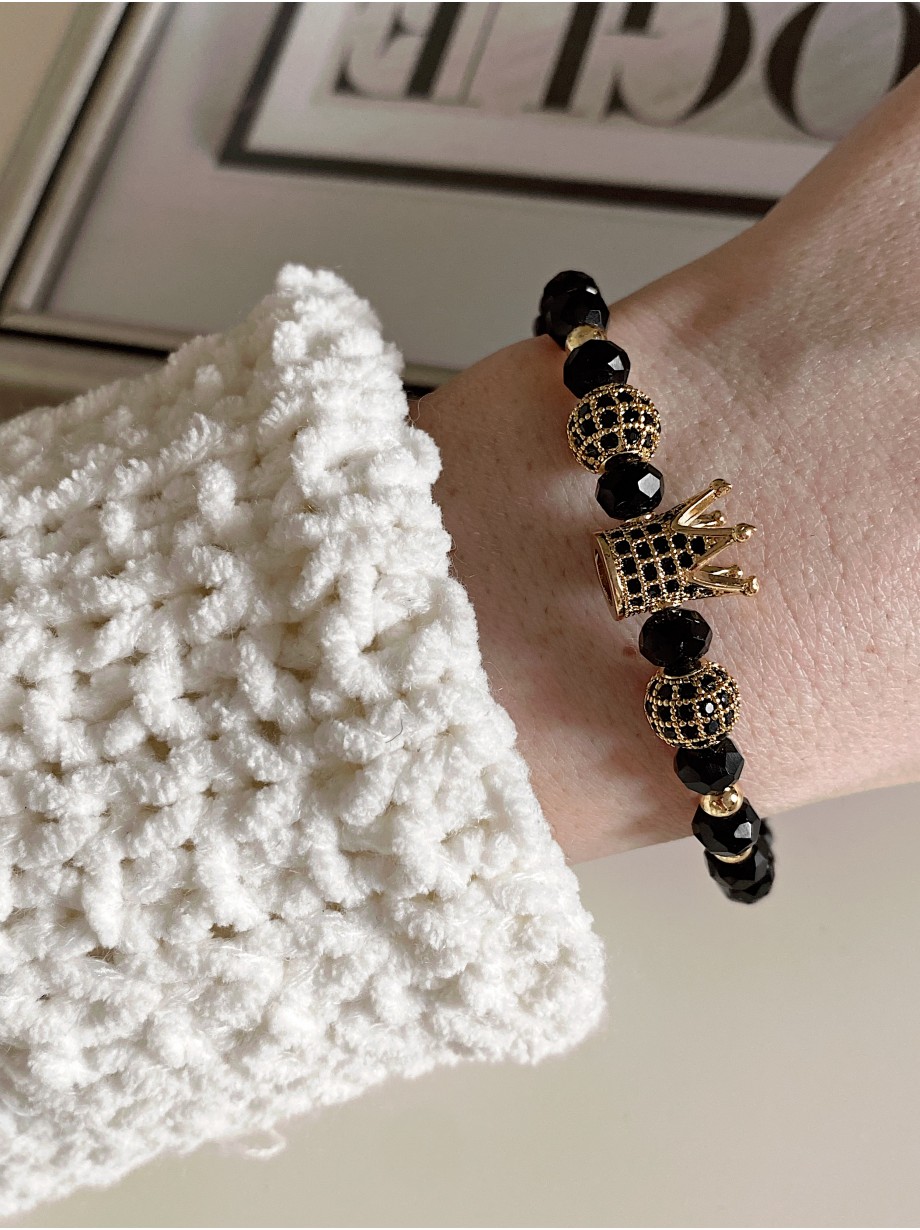 Bratara dama model deosebit cu margele aurii si negre si coroana cu pietricele negre