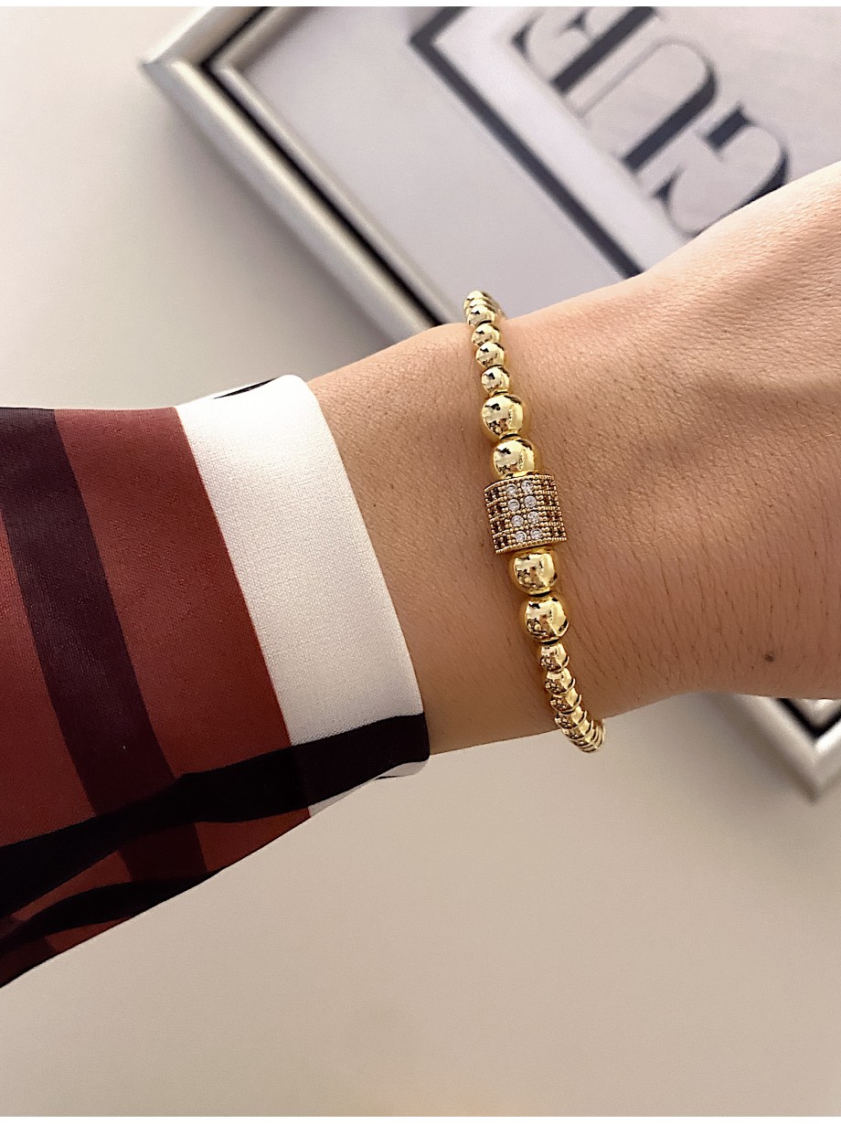 Bratara dama model deosebit cu margele aurii si forma cu pietricele stralucitoare Bratara dama model deosebit cu margele aurii si forma cu pietricele stralucitoare