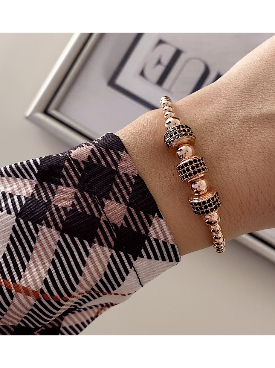 Bratara dama model deosebit cu margele roz si forme cu pietricele negre