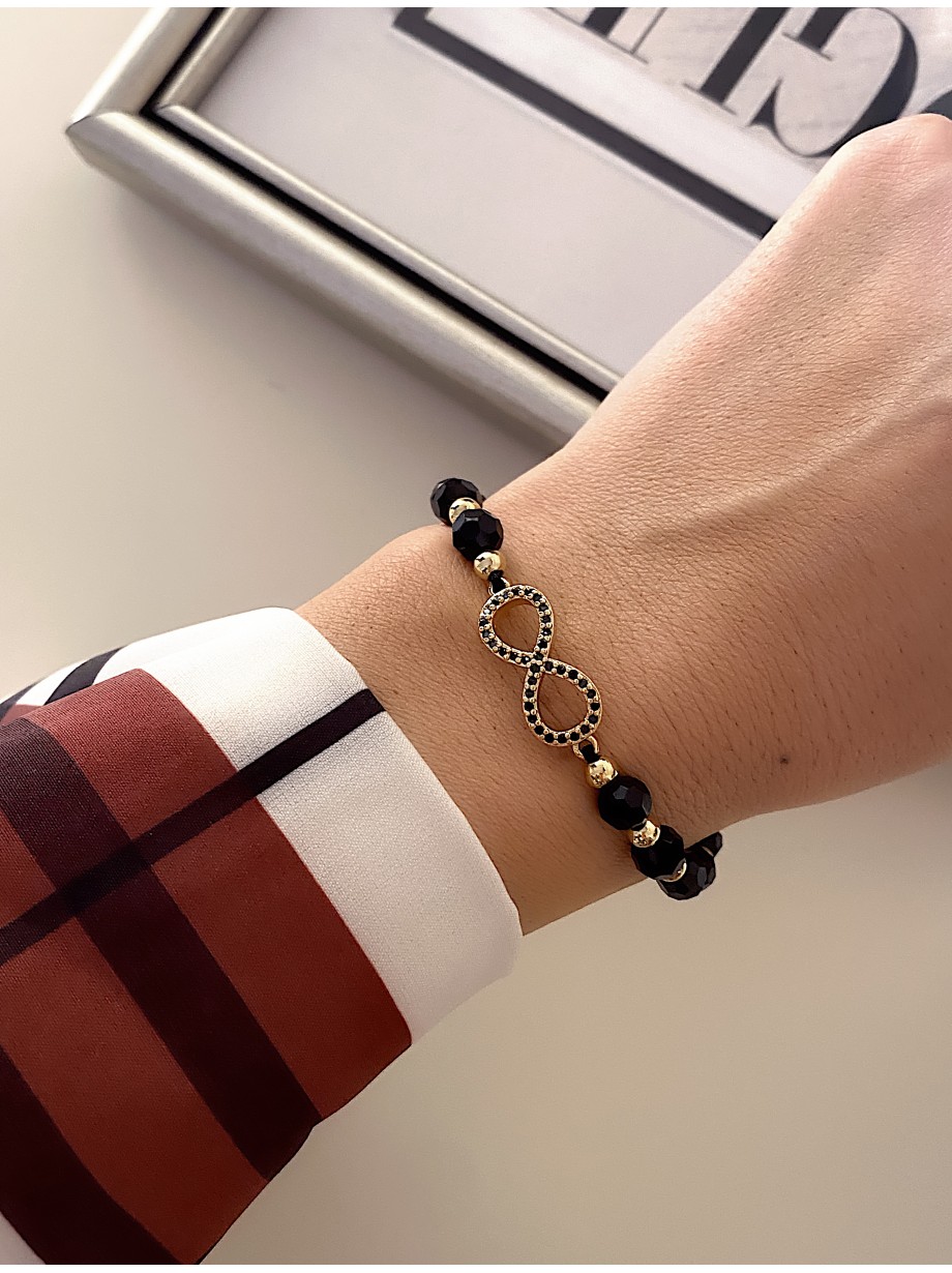 Bratara dama model deosebit cu margele negre si infinit cu pietricele stralucitoare Bratara dama model deosebit cu margele negre si infinit cu pietricele stralucitoare