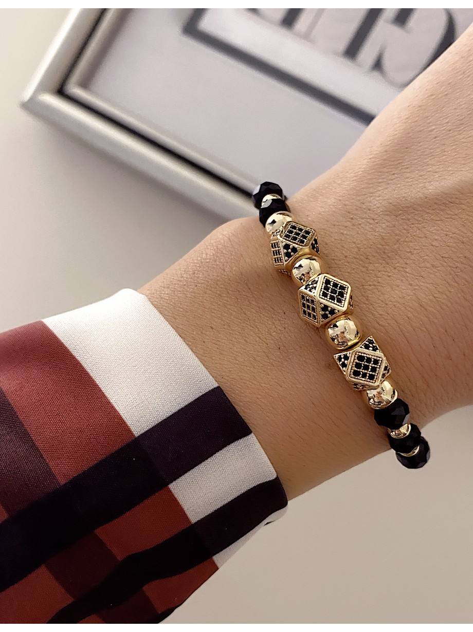 Bratara dama model deosebit cu margele negre cu auriu si 3 romburi cu pietricele negre