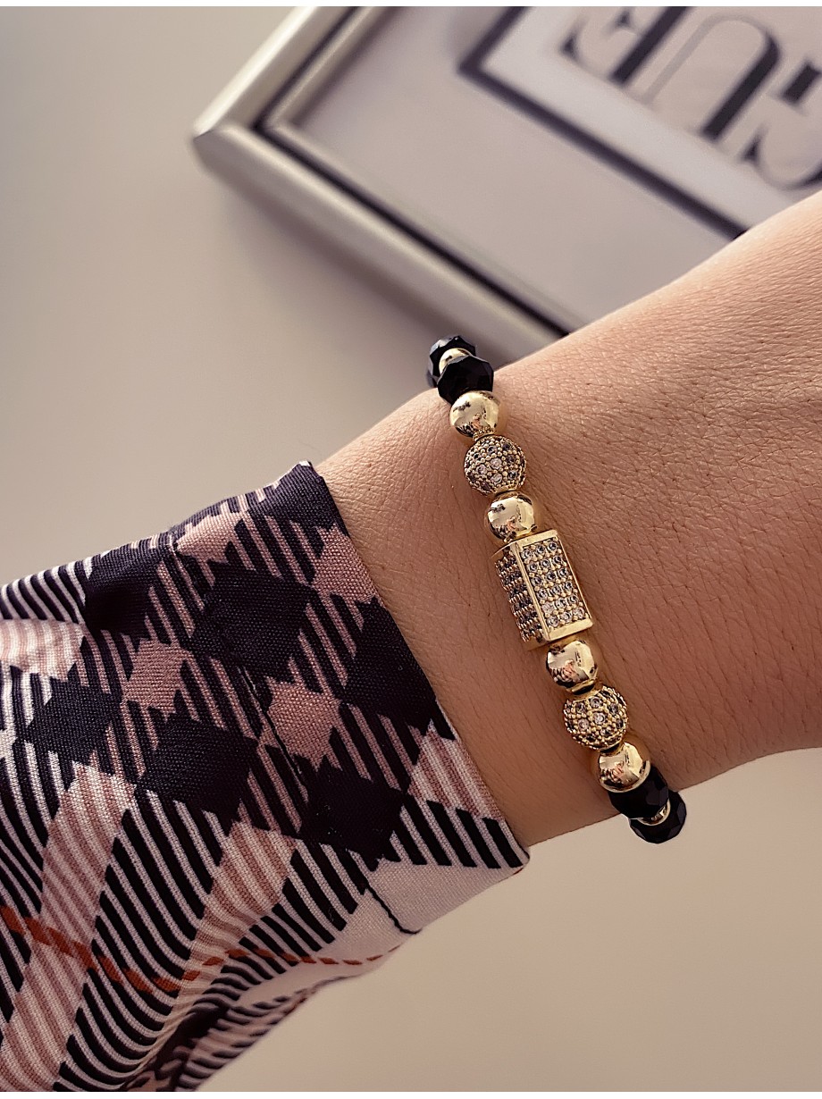 Bratara dama model deosebit cu margele negre si forme cu pietricele stralucitoare Bratara dama model deosebit cu margele negre si forme cu pietricele stralucitoare