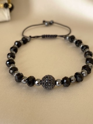 Bratara dama model deosebit cu margele negre si biluta cu pietricele negre