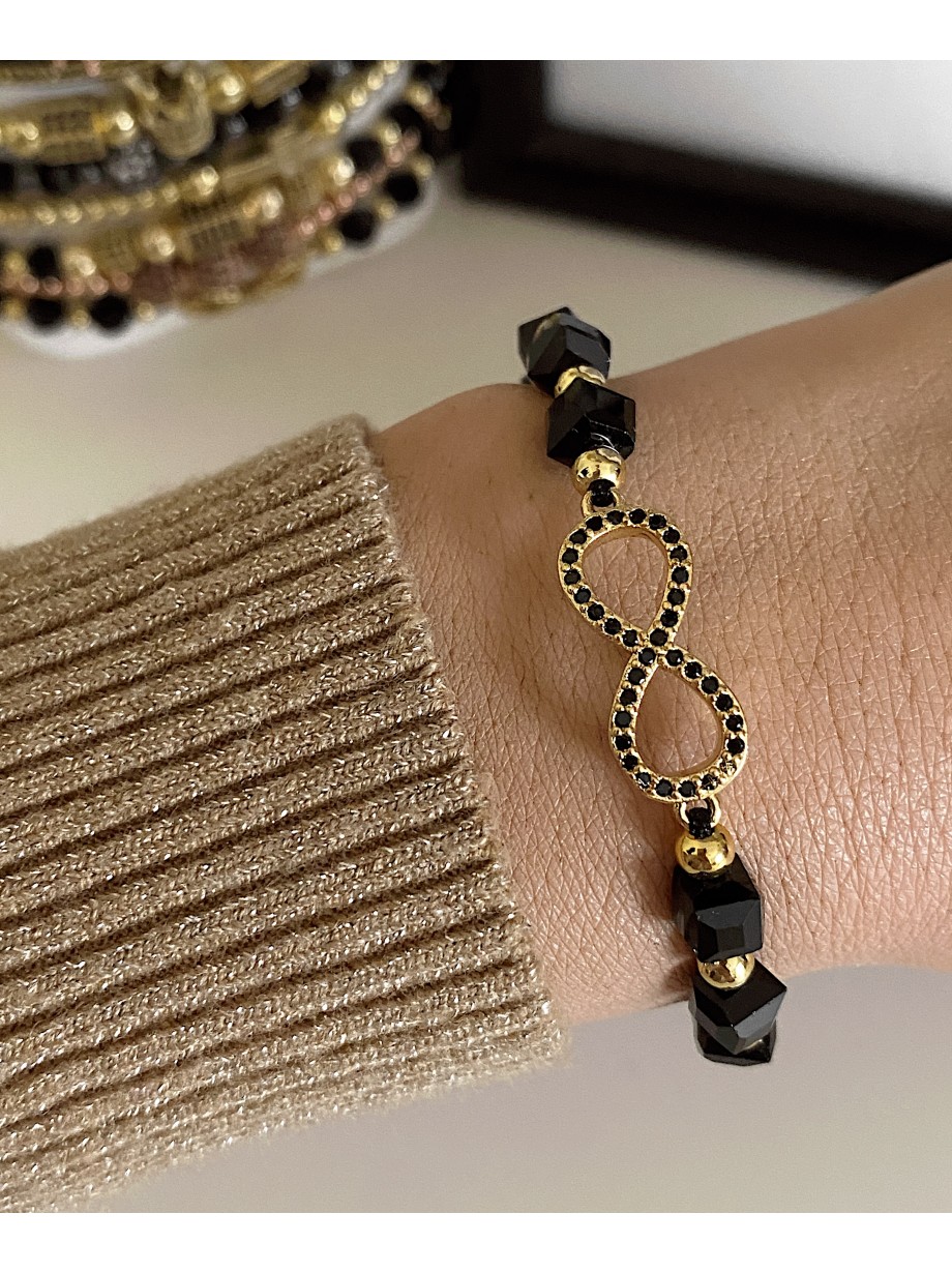 Bratara dama model deosebit cu margele negre si infinit cu pietricele negre