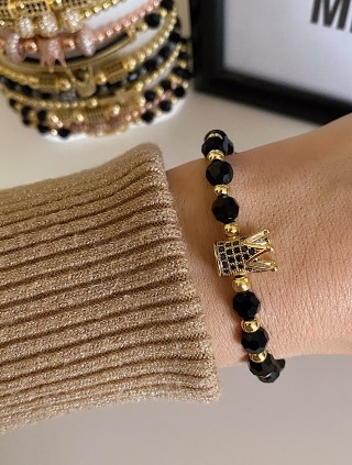 Bratara dama model deosebit cu margele negre si coroana cu pietricele negre