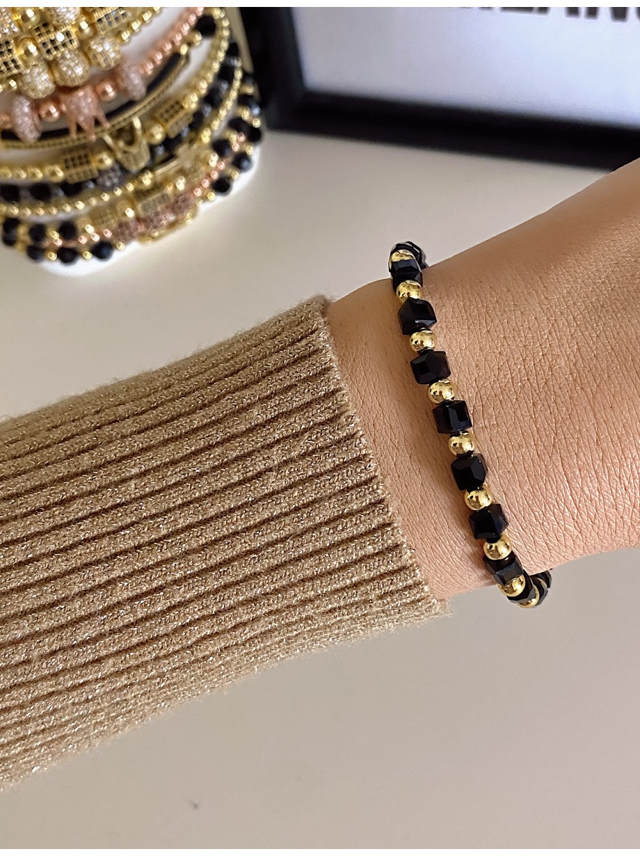 Bratara dama model deosebit cu margele aurii si negre simpla