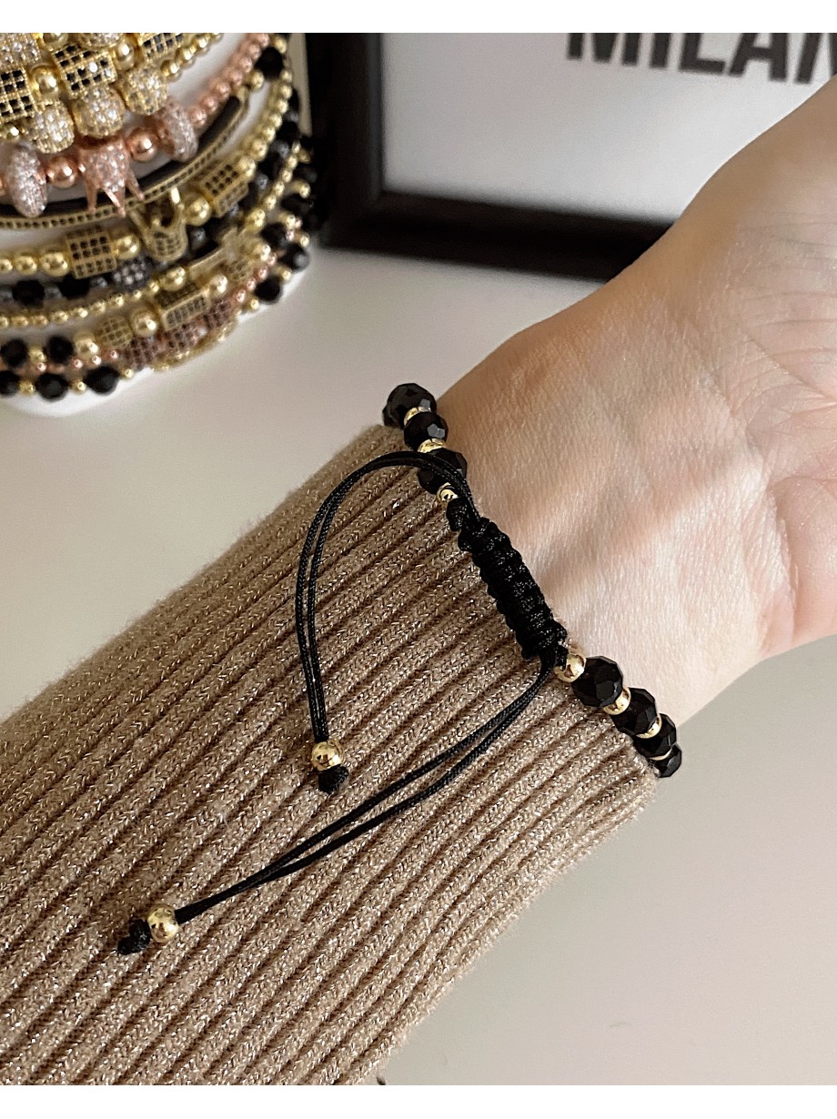Bratara dama model deosebit cu margele negre si bilute cu pietricele stralucitoare