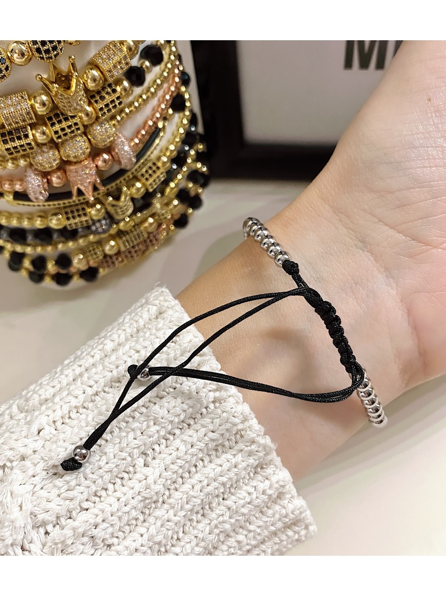 Bratara dama model deosebit cu margele argintii si forme cu pietricele stralucitoare