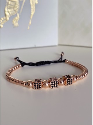 Bratara dama model deosebit cu margele roze si patrate cu pietricele negre