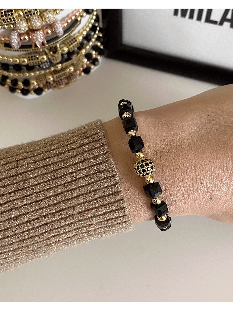 Bratara dama model deosebit cu margele negre si biluta cu pietricele negre