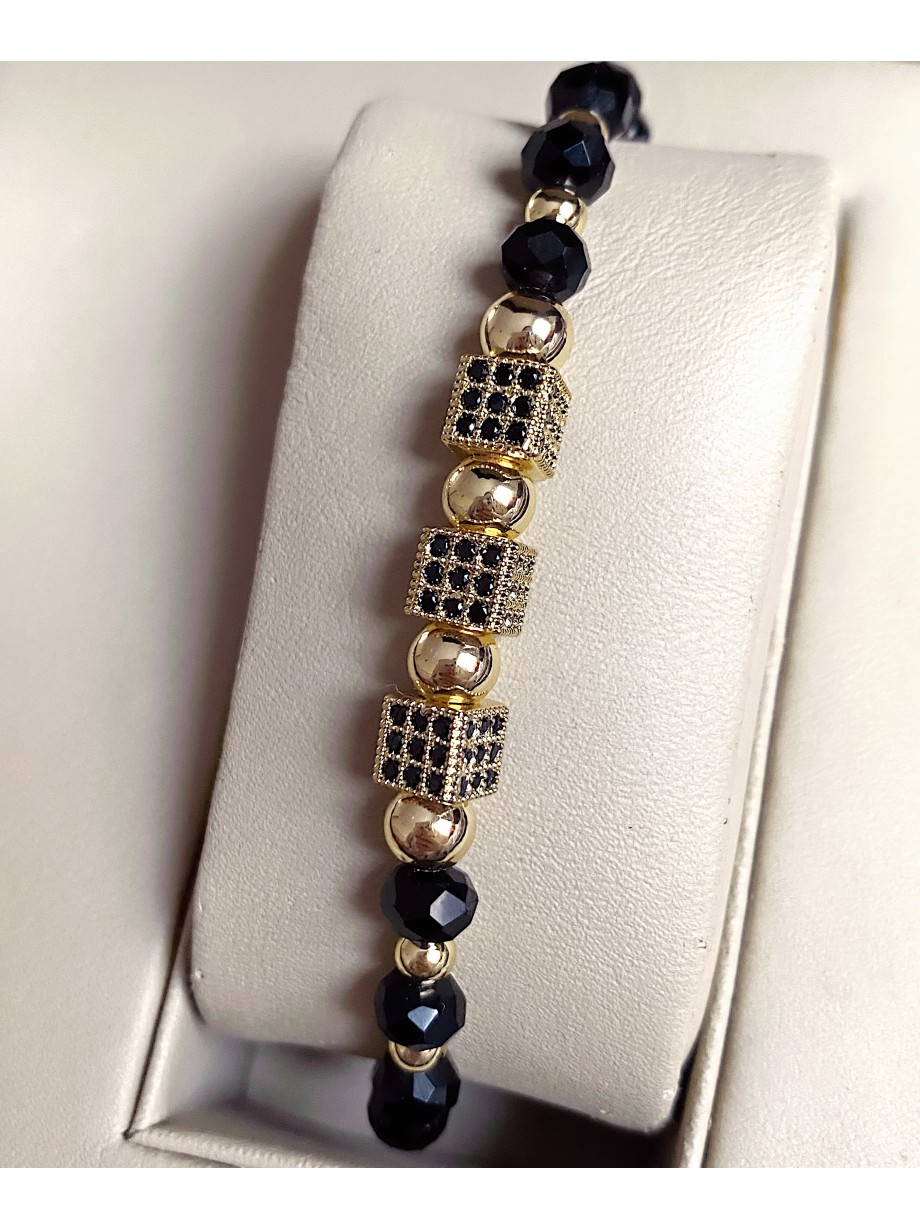 Bratara dama model deosebit cu margele negre si patrate cu pietricele negre
