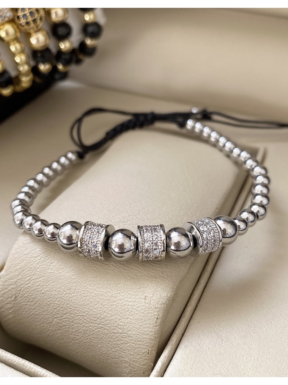 Bratara dama model deosebit cu margele argintii si cercuri cu pietricele stralucitoare