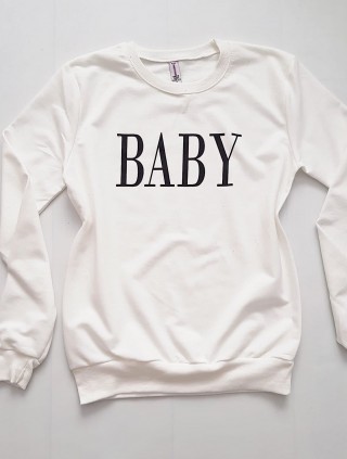 Bluza dama ieftina alba cu maneci lungi si imprimeu Baby