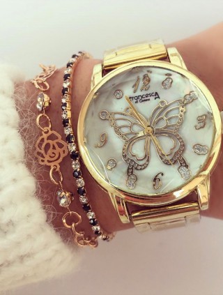 Ceas dama argintiu si auriu cu bratara metalica si imprimeu fluture Francesca
