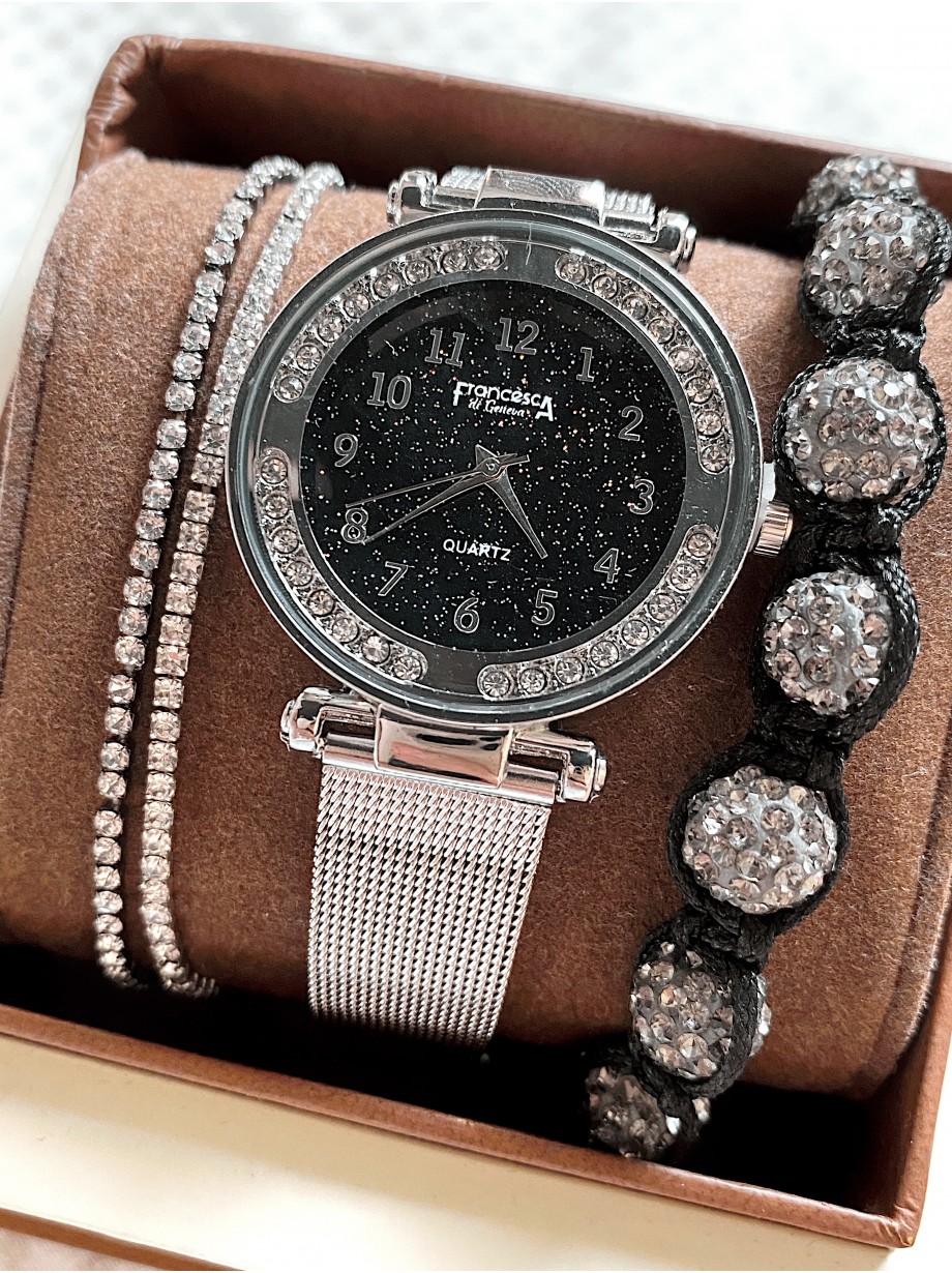 Ceas dama argintiu cu bratara metalica si cadran negru cu pietricile