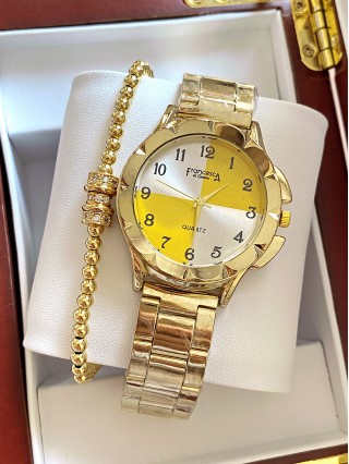 Ceas dama auriu cu bratara metalica si cadran cu 4 compartimente