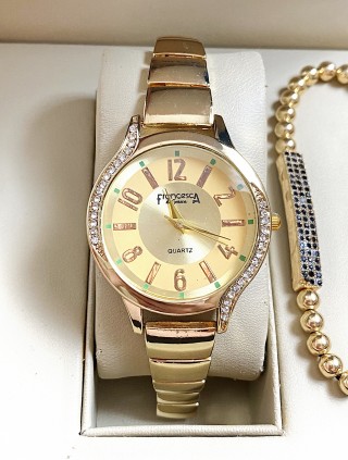 Ceas dama auriu cu bratara metalica si cadran cu cifre arabe