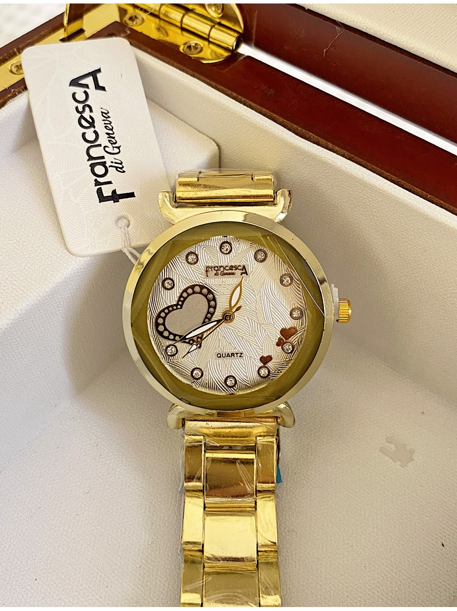 Ceas dama auriu cu bratara metalica si cadran cu inimioara