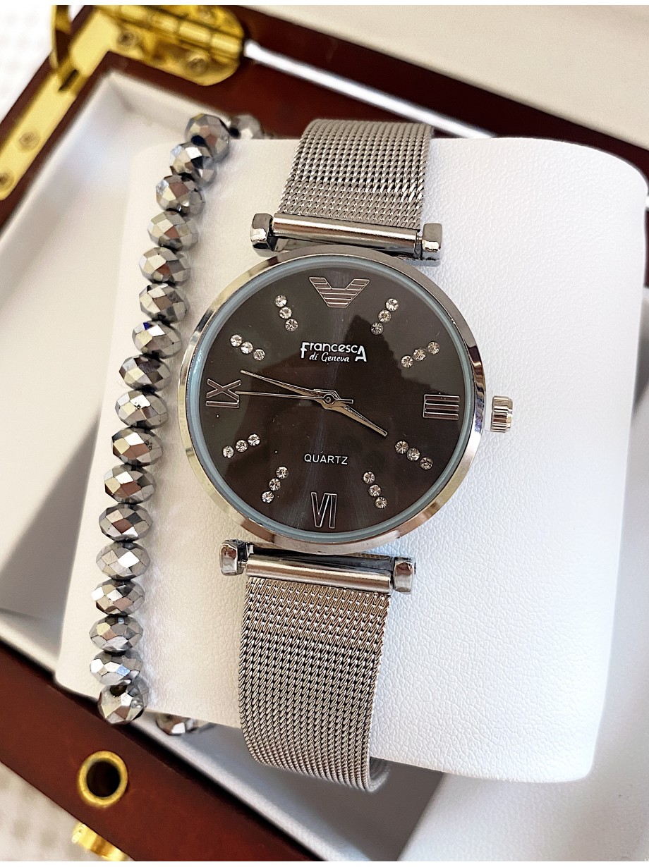 Ceas dama argintiu cu bratara metalica si cadran negru simplu