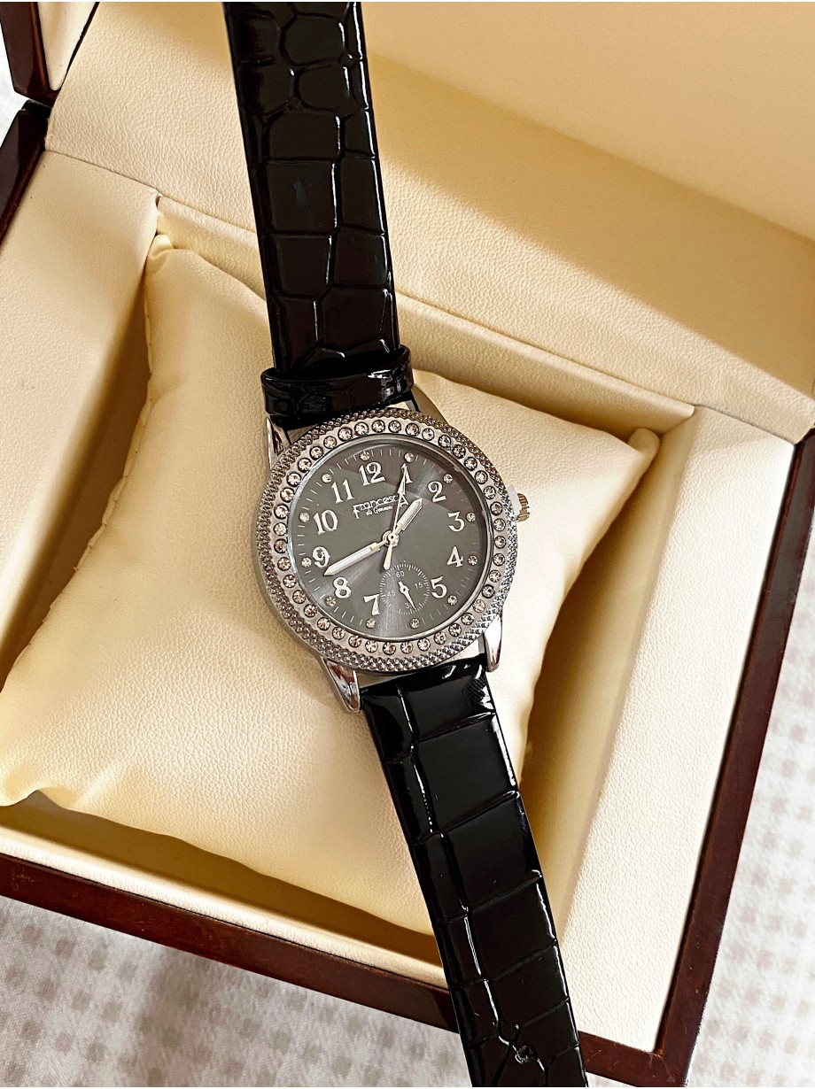 Ceas dama negru cu bratara din piele ecologica si cadran cu pietricele