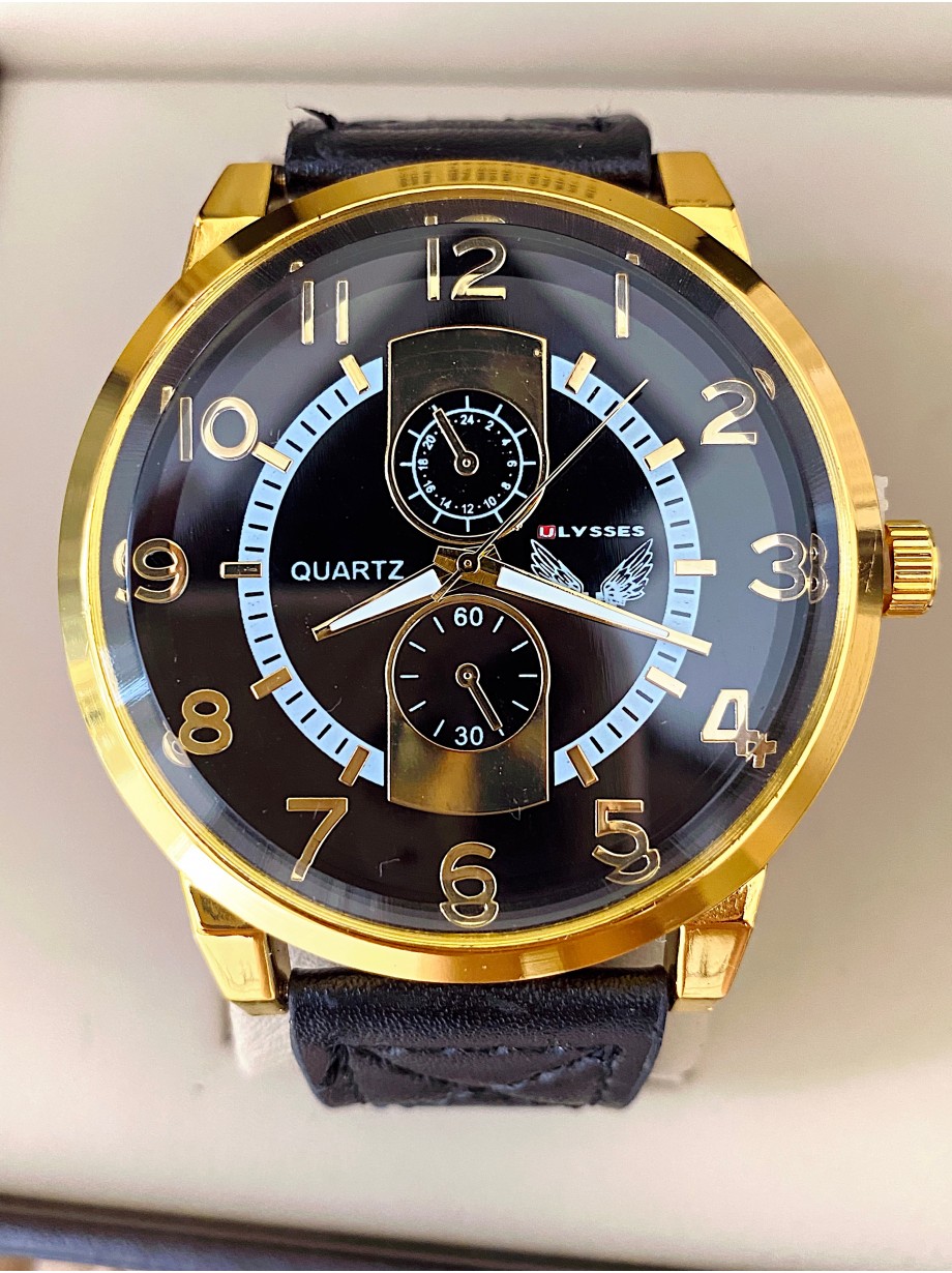 Ceas barbat negru cu bratara din piele ecologica si cadran cu auriu