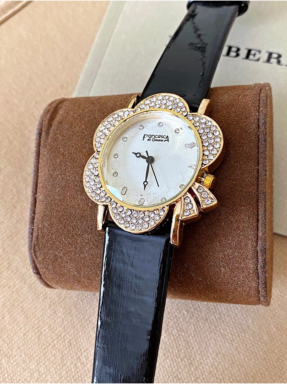 Ceas dama negru cu bratara din piele ecologica si cadran floare