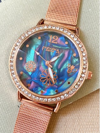 Ceas dama roze cu bratara metalica si cadran albastru cu flori