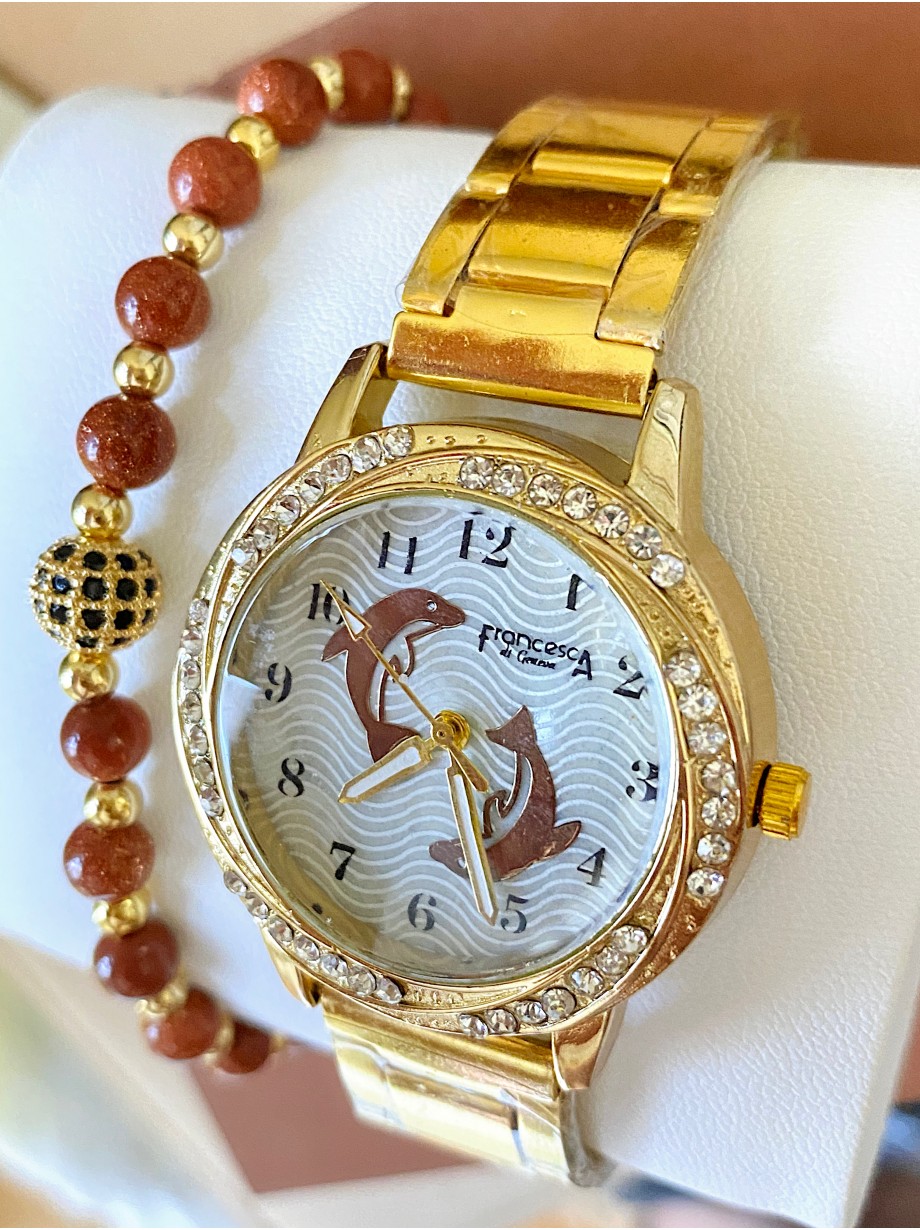 Ceas dama auriu cu bratara metalica si cadran alb cu pesti