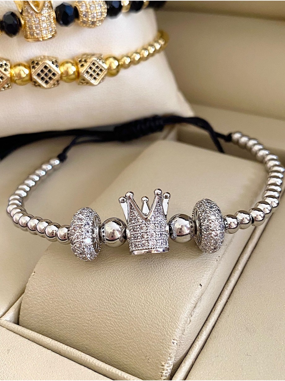 Bratara dama model deosebit cu margele argintii si coroana