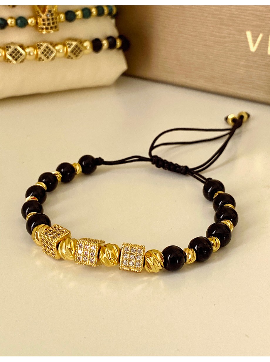 Bratara dama model deosebit cu piatra semipretioasa Piatra lunii si design special 2 patrate