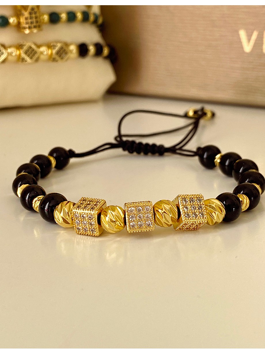 Bratara dama model deosebit cu piatra semipretioasa Piatra lunii si design special 2 patrate