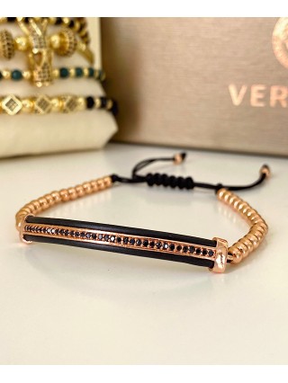 Bratara dama roze model deosebit cu banda stralucitoare