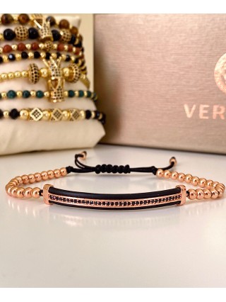 Bratara dama roze model deosebit cu banda stralucitoare