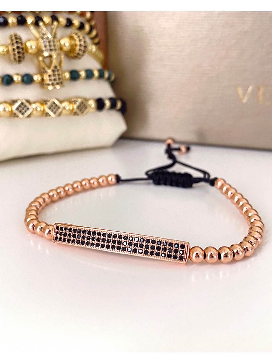 Bratara dama roze model deosebit cu banda stralucitoare