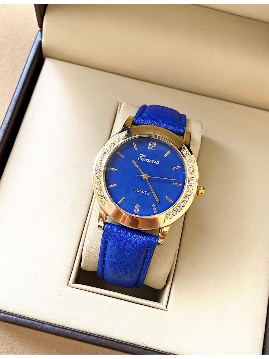 Ceas dama albastru cu bratara din piele ecologica si cadran cu pietricele