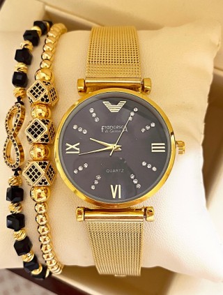 Ceas dama auriu cu bratara metalica si cadran negru simplu