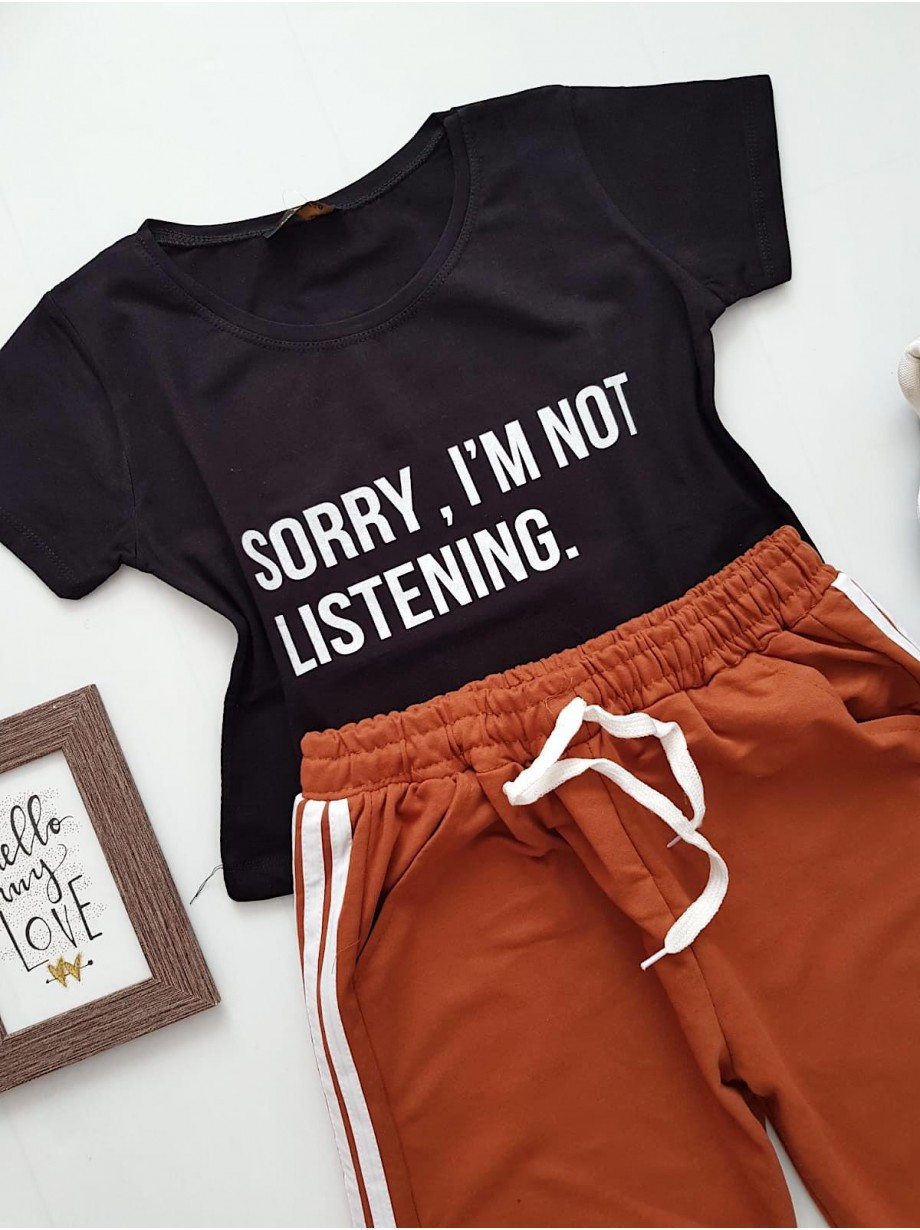 Compleu dama casual COMBO din pantaloni lungi dungi laterale maro + tricou negru sorry