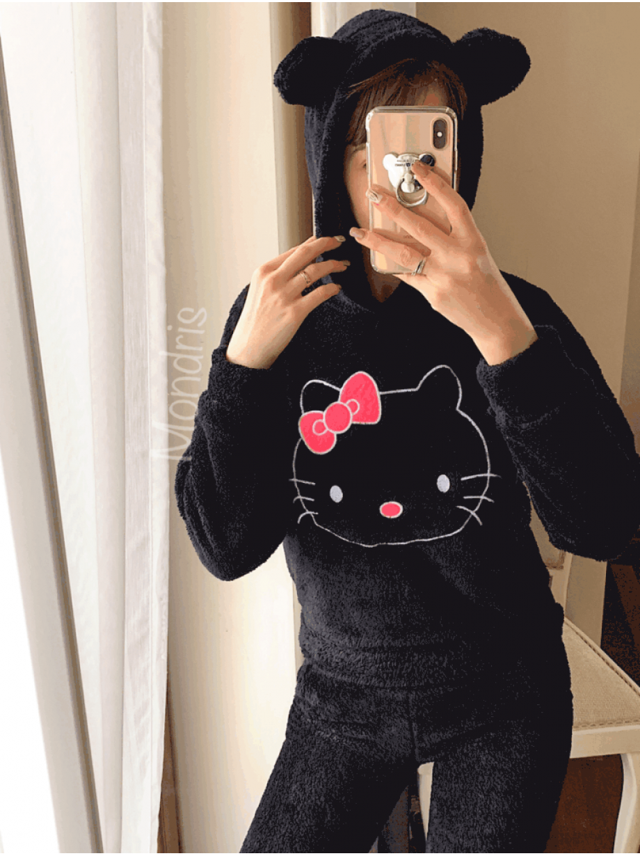Compleu dama plusat negru compus din trei piese cu model HK minunat pufos