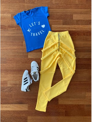 Compleu dama casual compus din pantaloni lungi galbeni cu bretele si tricou albastru Let's Travel
